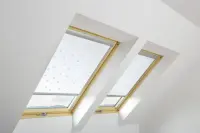 Штора с боковыми направляющими FAKRO ARP-1 02 55x98 цвет 007