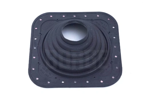 Проходка кровельная Borge №4, D=76-178 мм, черная