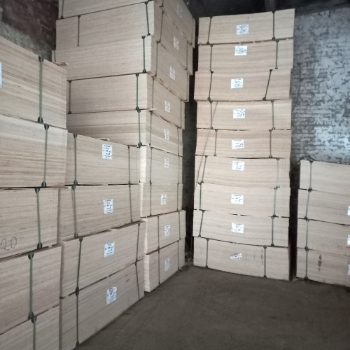 Фанера 12мм 1525х1525 березовая ФК 2/4 шлиф