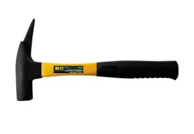 Молоток кровельщика FIT IT 44520, ручка фиберглассовая усиленная, 0,6 кг